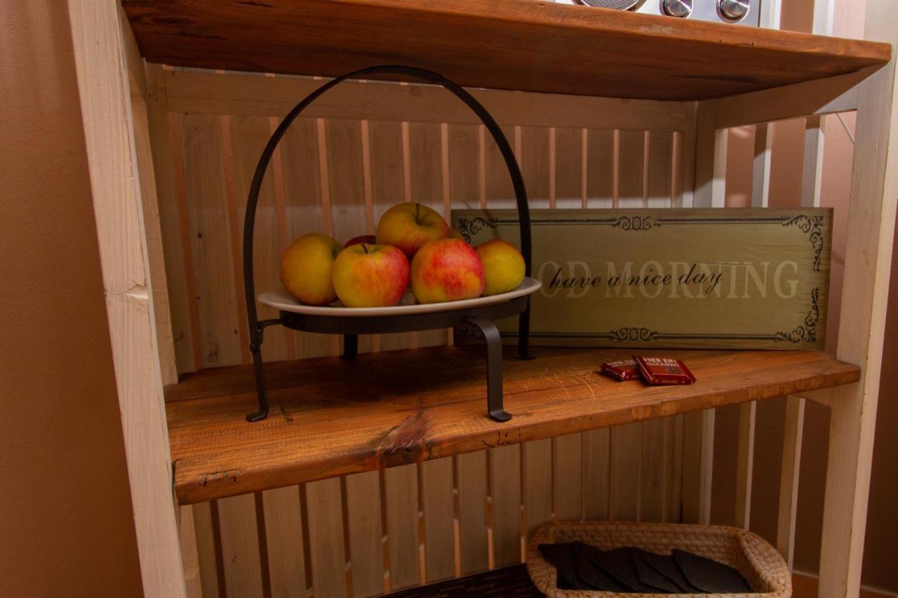 Ferienwohnung Weingut Kdm Krov Luaran gambar